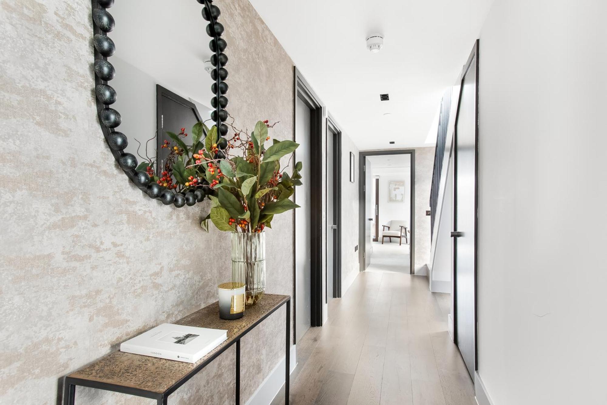 Stunning 3 Bedroom Penthouse Private Terrace Ac Apartment