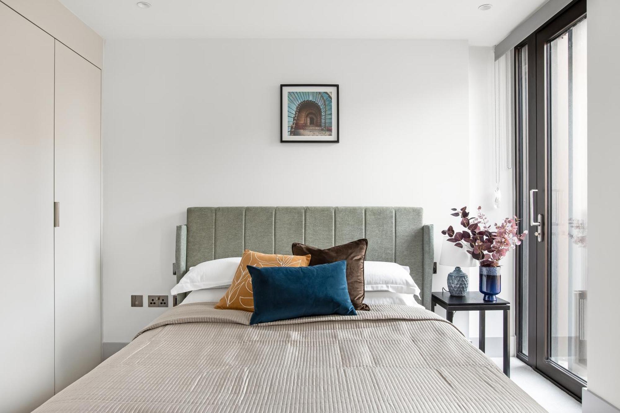 Stunning 3 Bedroom Penthouse Private Terrace Ac Apartment London