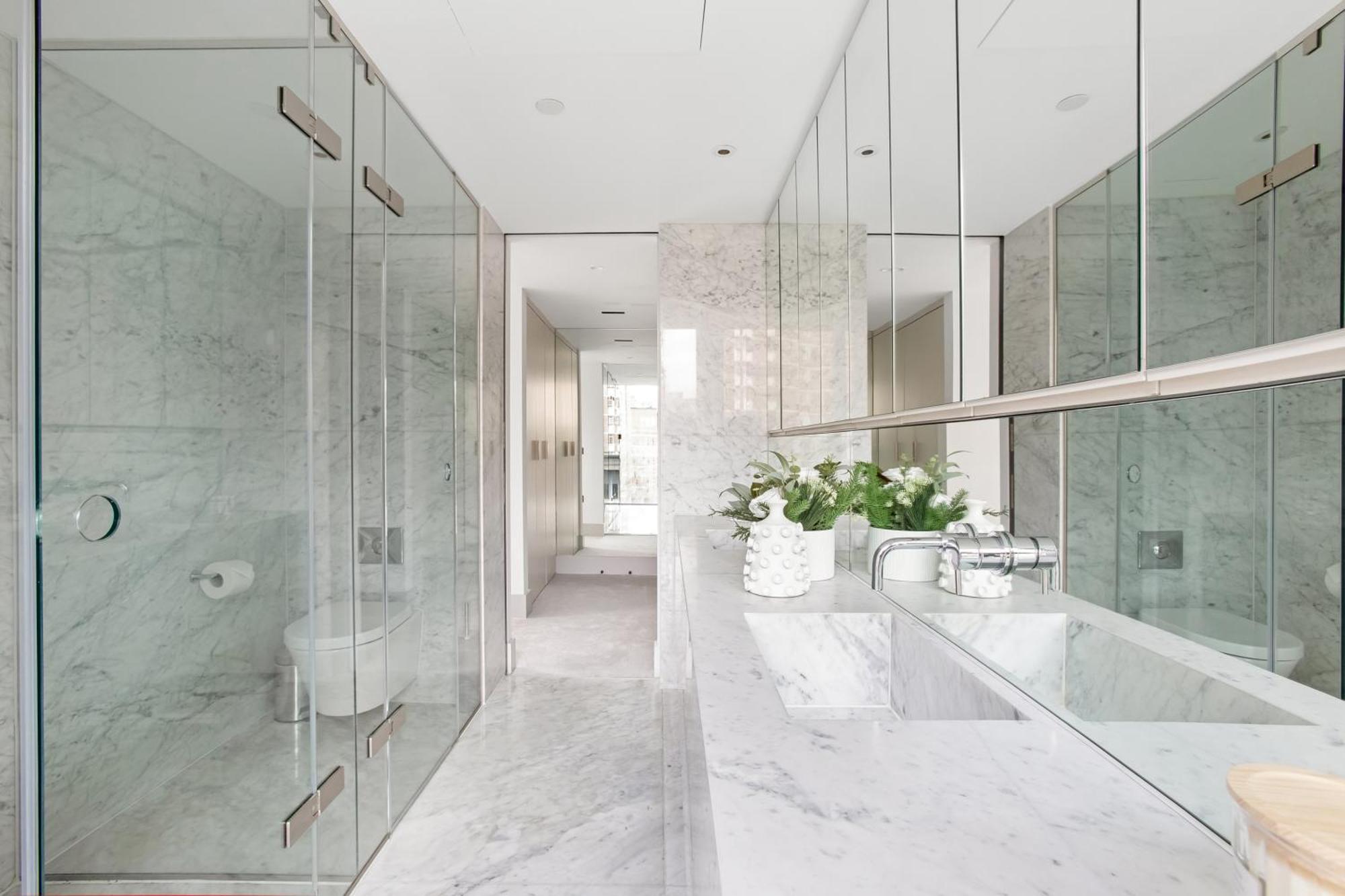 Apartment Stunning 3 Bedroom Penthouse Private Terrace Ac London